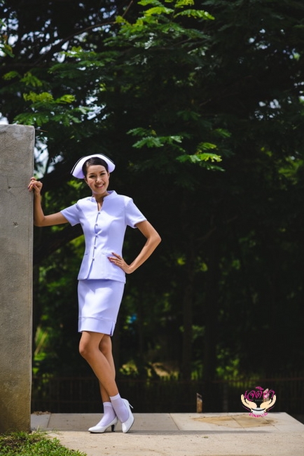 1A021 เสื้อคอจีนวี กระดุมมุกแต่งลูกไม้